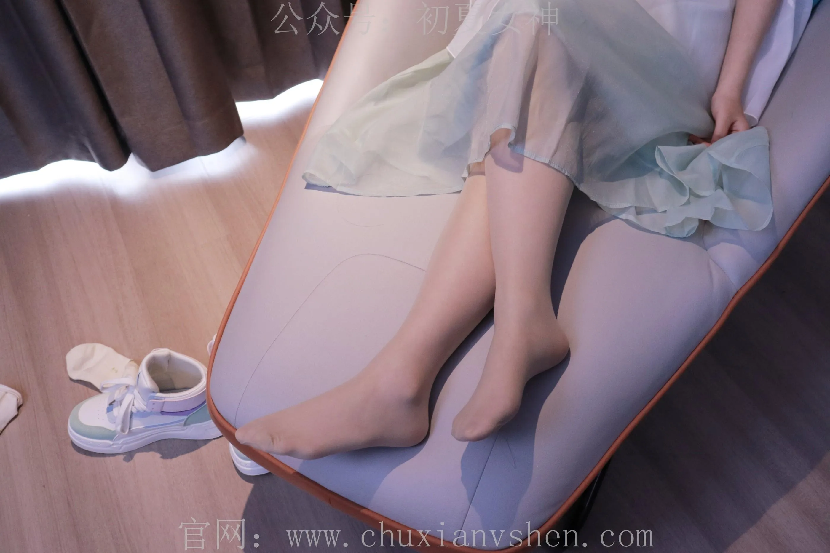 初夏女神 NO.009 念念 绿野仙踪M码连衣裙搭回力球鞋 [120P]插图8